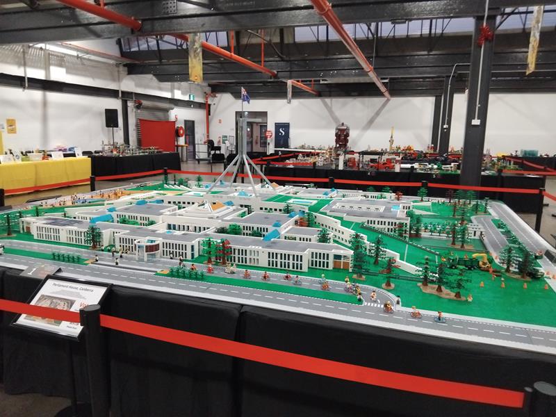 Canberra Parliment House In lego by Ken Draeger