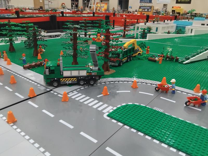 Canberra Parliament House in Lego by Ken Draeger